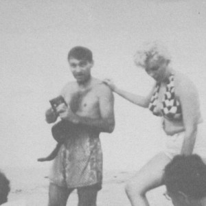 Marilyn_with_Norman_Rosten__001_