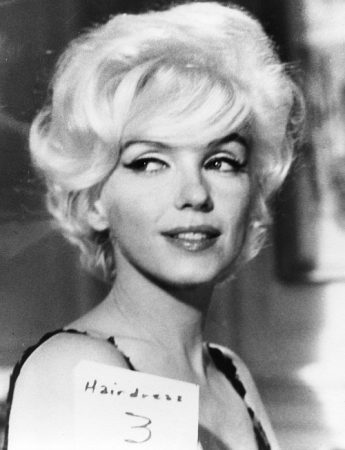 Marilyn-Photo-marilyn-monroe-32710225-500-652